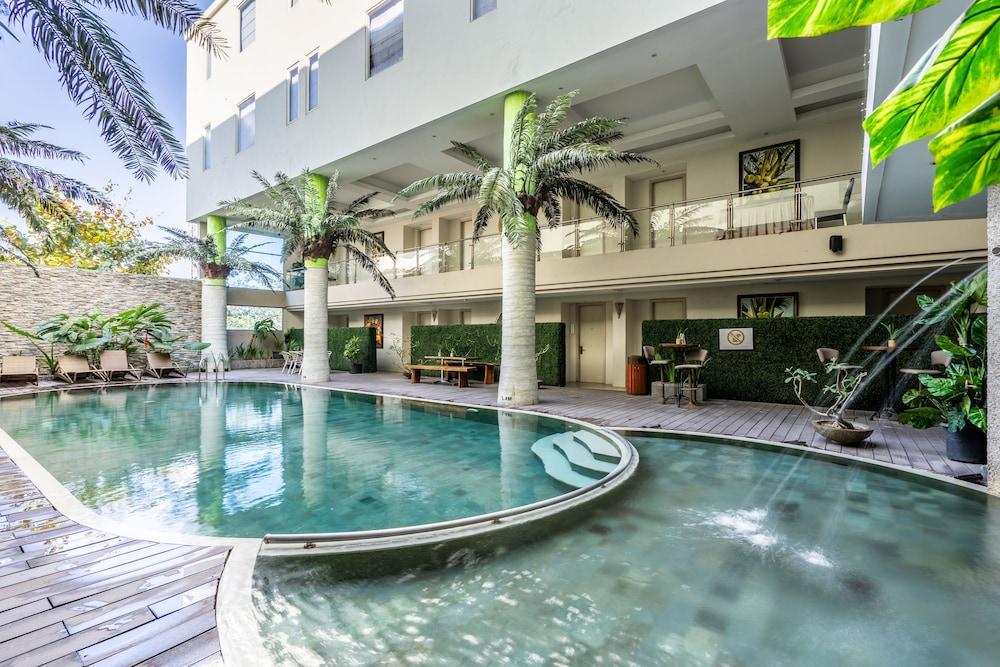 Sun Boutique Hotel Kuta Lombok Esterno foto